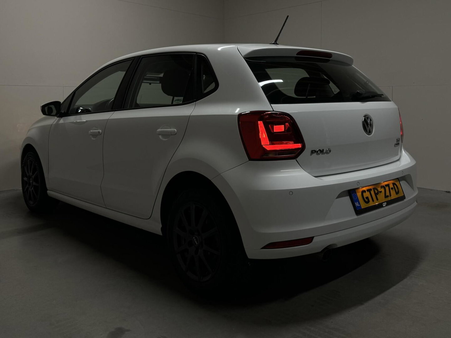 Volkswagen Polo 1.2 TSI Comfortline Airco Cruise PDC