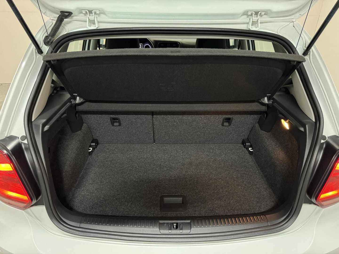 Volkswagen Polo 1.2 TSI Comfortline Airco Cruise PDC