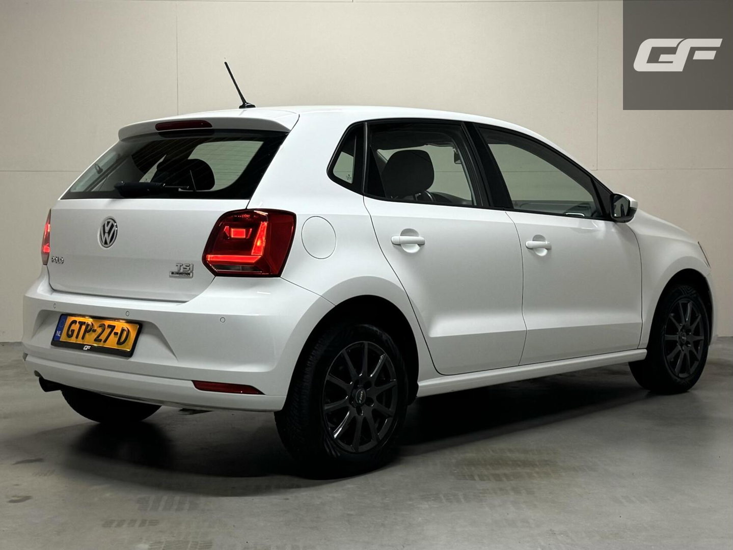Volkswagen Polo 1.2 TSI Comfortline Airco Cruise PDC