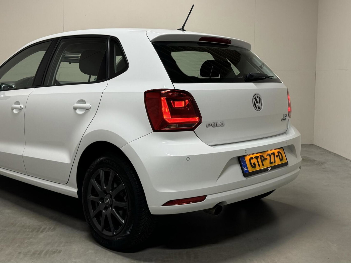 Volkswagen Polo 1.2 TSI Comfortline Airco Cruise PDC