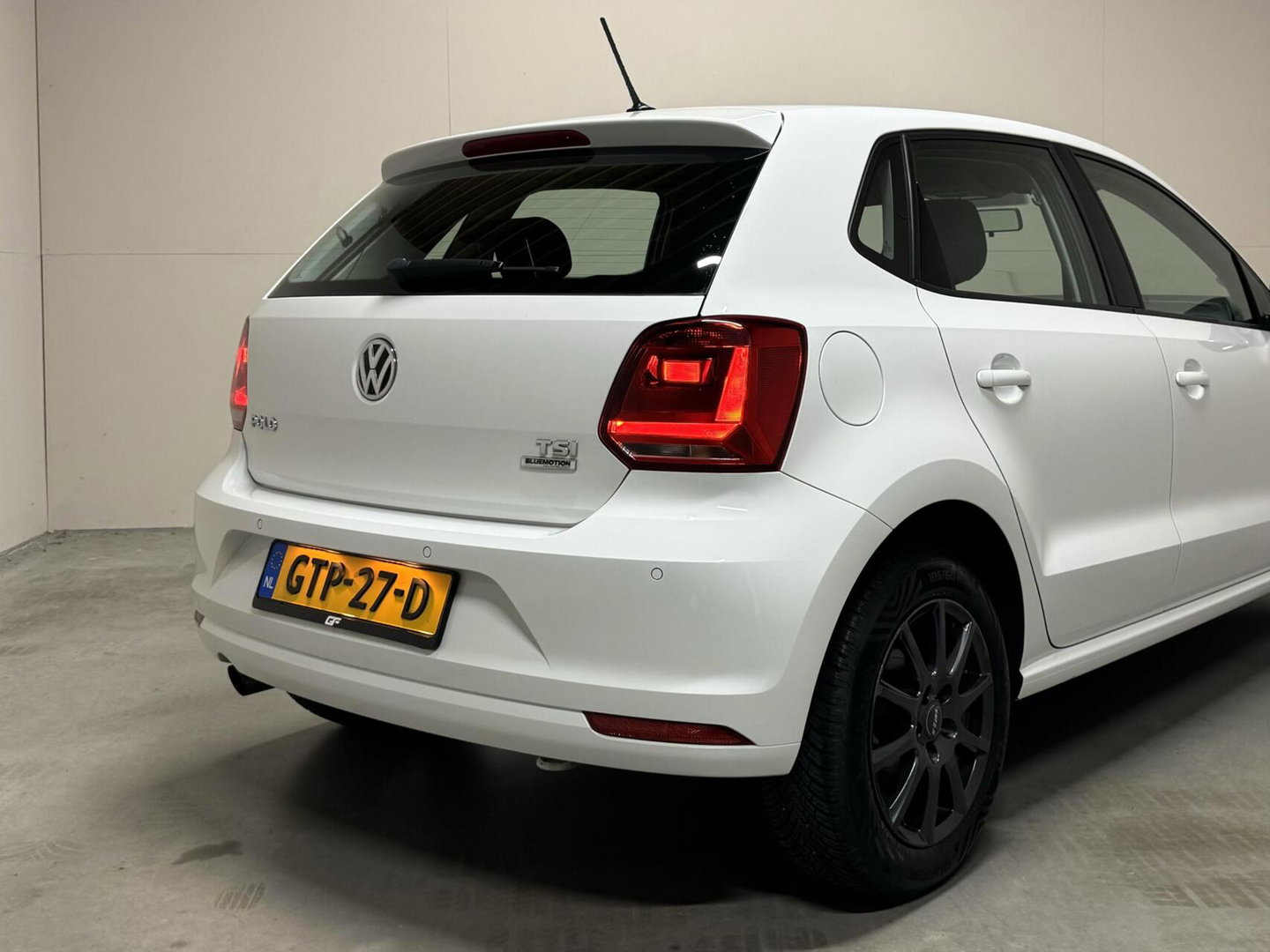 Volkswagen Polo 1.2 TSI Comfortline Airco Cruise PDC
