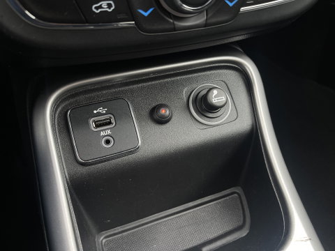 Jeep Compass 1.4 MultiAir Longitude | Apple Carplay | Origineel Nederlands | Cruise Control | Isofix | Lichtmetaal 17'' | Airconditioning |