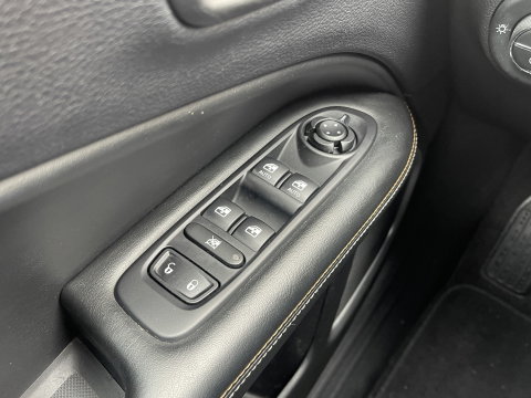 Jeep Compass 1.4 MultiAir Longitude | Apple Carplay | Origineel Nederlands | Cruise Control | Isofix | Lichtmetaal 17'' | Airconditioning |