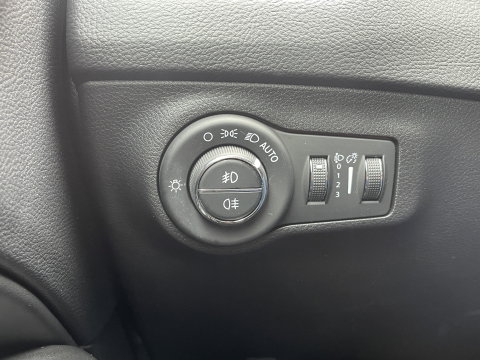 Jeep Compass 1.4 MultiAir Longitude | Apple Carplay | Origineel Nederlands | Cruise Control | Isofix | Lichtmetaal 17'' | Airconditioning |