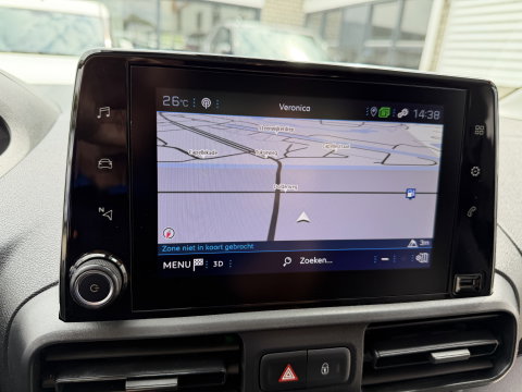 Peugeot Partner 1.2 PureTech Premium / benzine grijs kenteken / euro 6 / vaste prijs rijklaar € 11.750 ex btw / lease vanaf € 198 / airco / cruise / navi / raam in de schuifdeur / Apple Carplay Android auto
