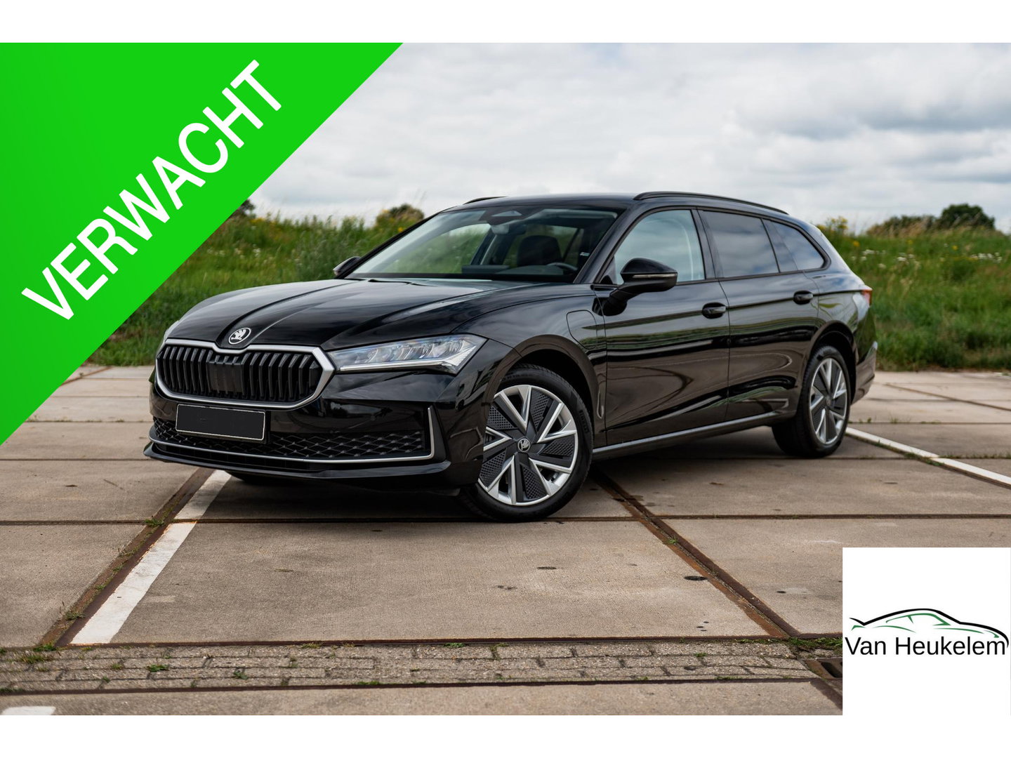 Škoda Superb Combi 1.5 TSI PHEV Selection | TREKHAAK | SUNSET | 18"
