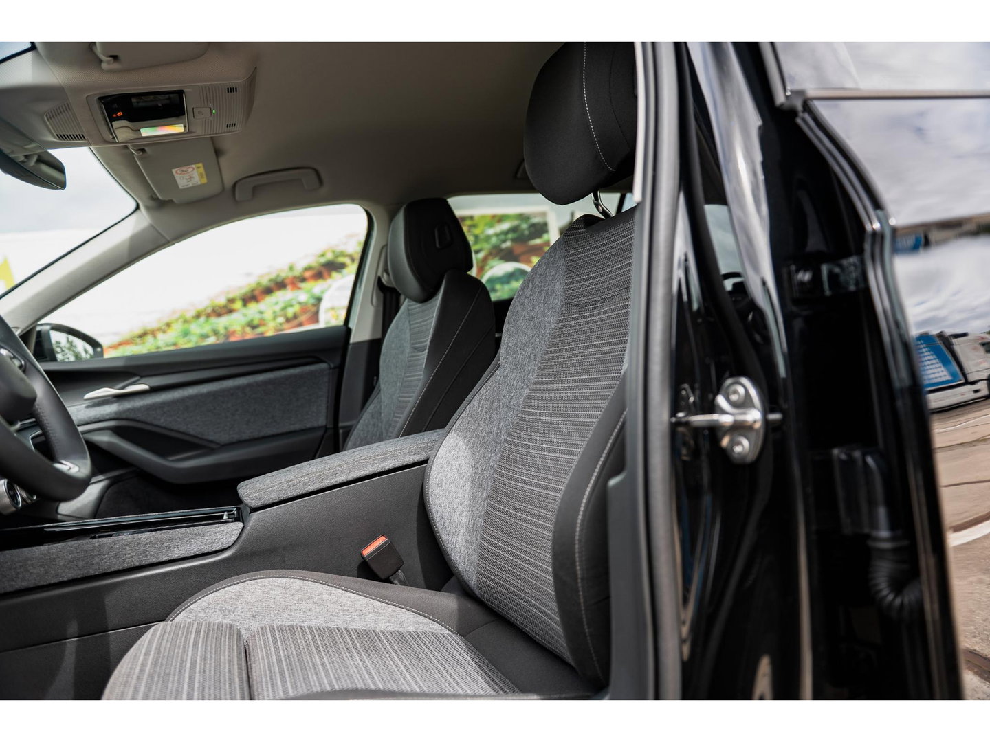Škoda Superb Combi 1.5 TSI PHEV Selection | TREKHAAK | SUNSET | 18"