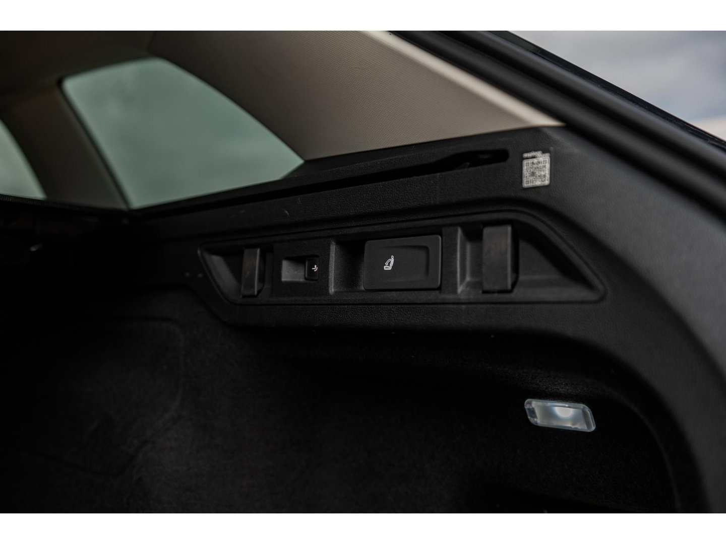 Škoda Superb Combi 1.5 TSI PHEV Selection | TREKHAAK | SUNSET | 18"