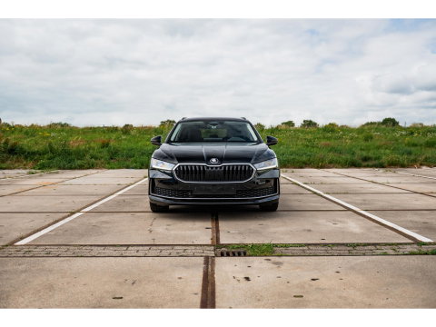 Škoda Superb Combi 1.5 TSI PHEV Selection | TREKHAAK | SUNSET | 18"