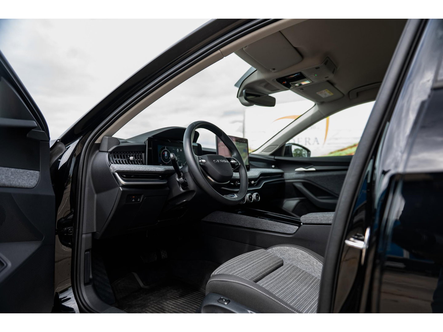 Škoda Superb Combi 1.5 TSI PHEV Selection | TREKHAAK | SUNSET | 18"
