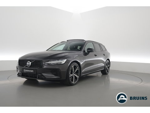 Volvo V60 2.0 T6 Plug-in hybrid AWD Plus Dark | SOH 98,2 % | Pano-dak | 360 camera | Trekhaak | Harman/ Kardon |