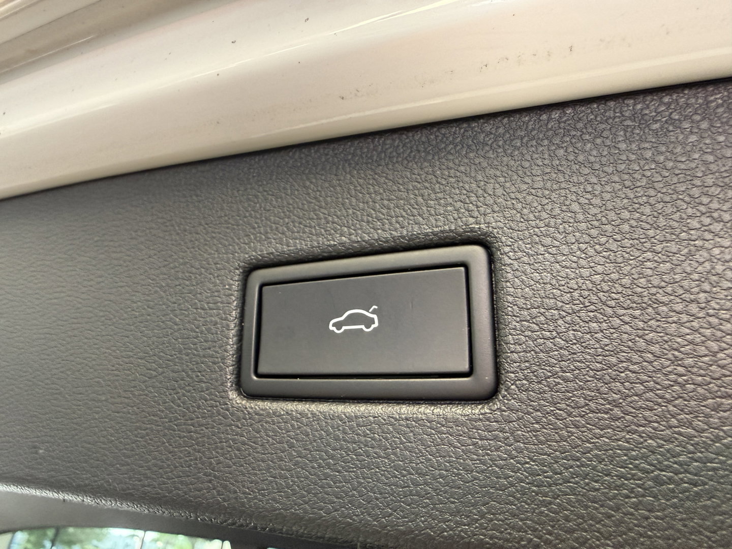 Volkswagen Tiguan 1.4 TSI eHybrid R-Line Business Leder Panoramadak IQ-light Elec.Trekhaak!