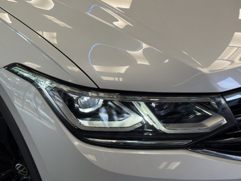 Volkswagen Tiguan 1.4 TSI eHybrid R-Line Business Leder Panoramadak IQ-light Elec.Trekhaak!