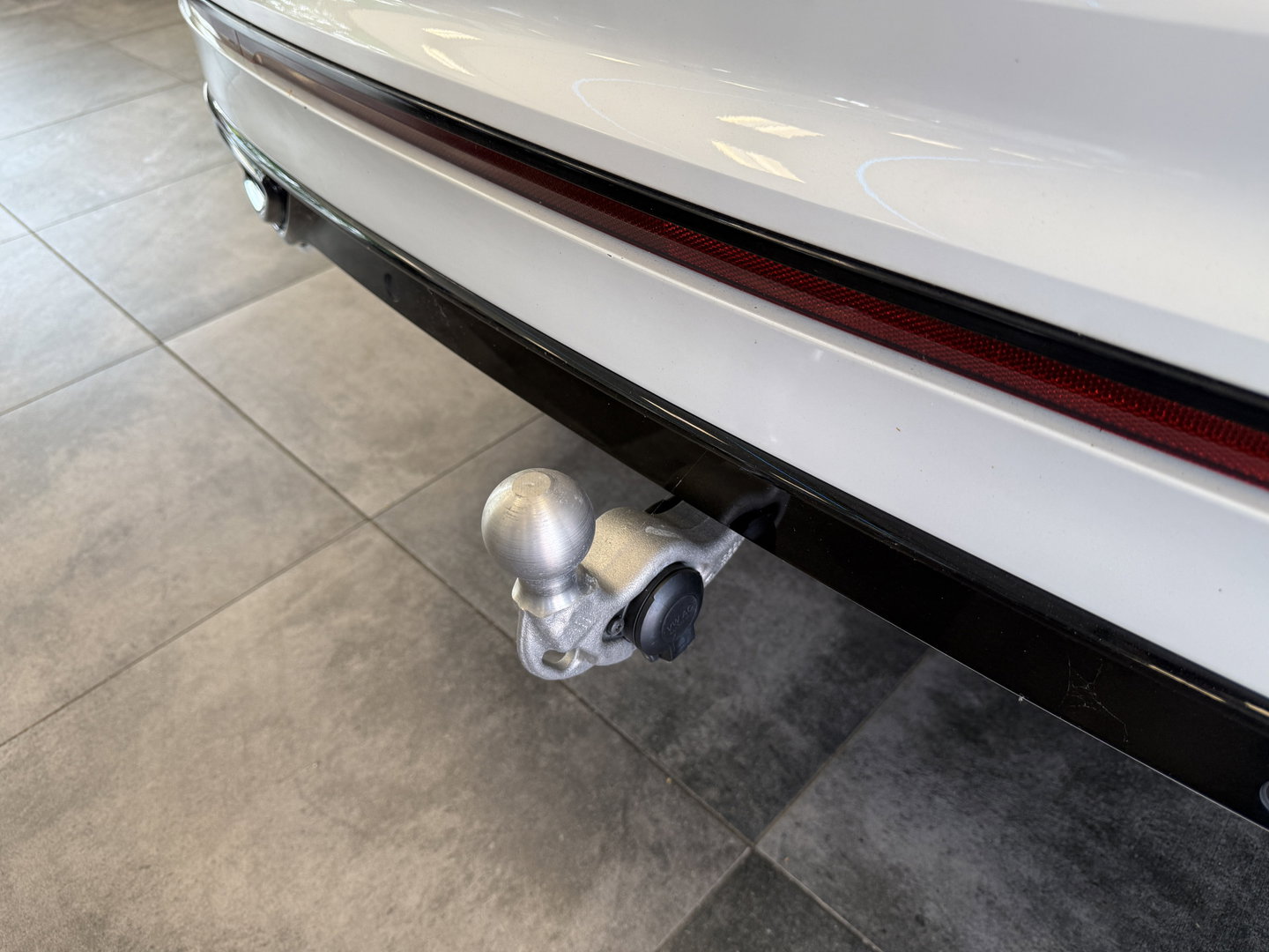 Volkswagen Tiguan 1.4 TSI eHybrid R-Line Business Leder Panoramadak IQ-light Elec.Trekhaak!