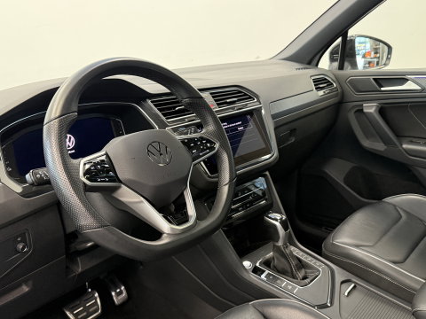 Volkswagen Tiguan 1.4 TSI eHybrid R-Line Business Leder Panoramadak IQ-light Elec.Trekhaak!