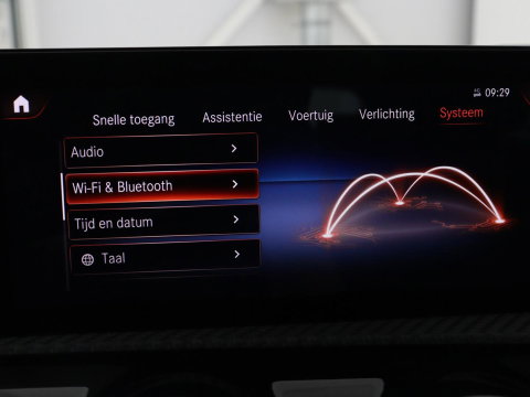 Mercedes-Benz A-Klasse 250e Style | SOH 92% | Stoelverwarming | Sfeerverlichting | Keyless | Camera | Navigatie | Widescreen | Half leder | Side Assist | Climate control | Bluetooth | PHEV | Plug In
