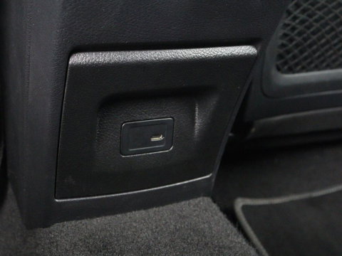 Mercedes-Benz A-Klasse 250e Style | SOH 92% | Stoelverwarming | Sfeerverlichting | Keyless | Camera | Navigatie | Widescreen | Half leder | Side Assist | Climate control | Bluetooth | PHEV | Plug In