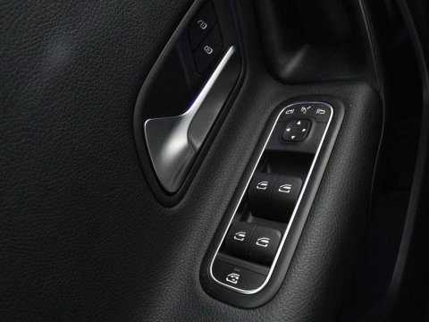 Mercedes-Benz A-Klasse 250e Style | SOH 92% | Stoelverwarming | Sfeerverlichting | Keyless | Camera | Navigatie | Widescreen | Half leder | Side Assist | Climate control | Bluetooth | PHEV | Plug In