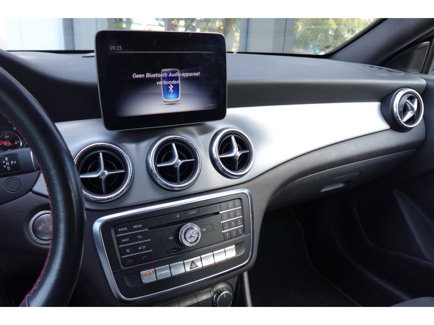 Mercedes-Benz CLA-Klasse 180 Business Solution AMG STOELVERW CAM CRUISE'