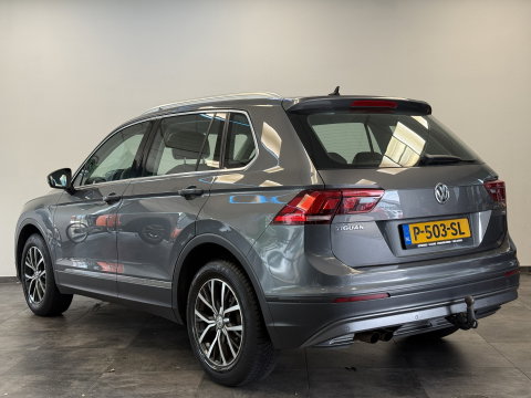 Volkswagen Tiguan 1.4 TSI ACT Highline Trekhaak Stoelverwarming Navigatie 24 Maanden garantie* (Vraag naar de voorwaarden)