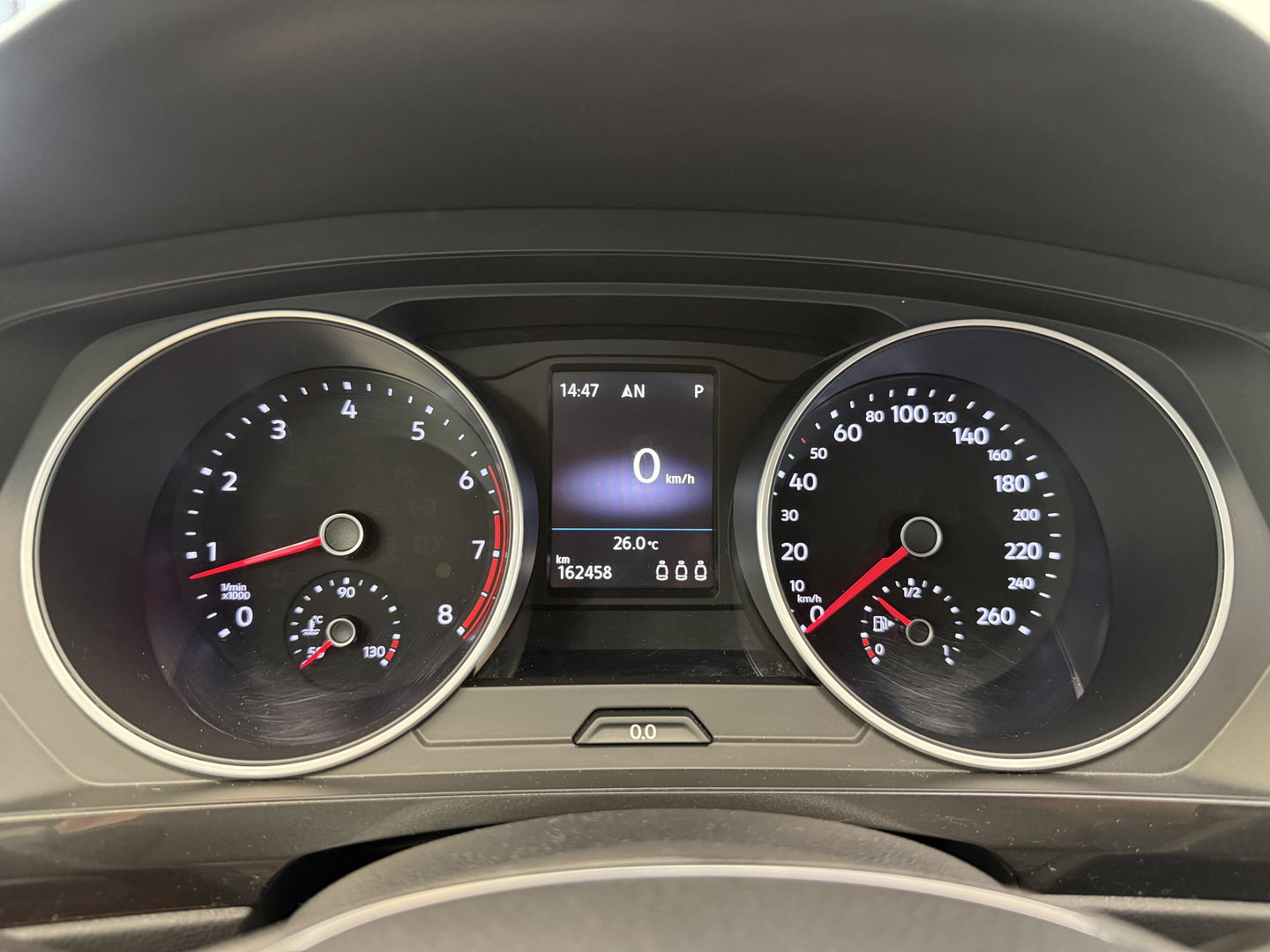 Volkswagen Tiguan 1.4 TSI ACT Highline Trekhaak Stoelverwarming Navigatie 24 Maanden garantie* (Vraag naar de voorwaarden)
