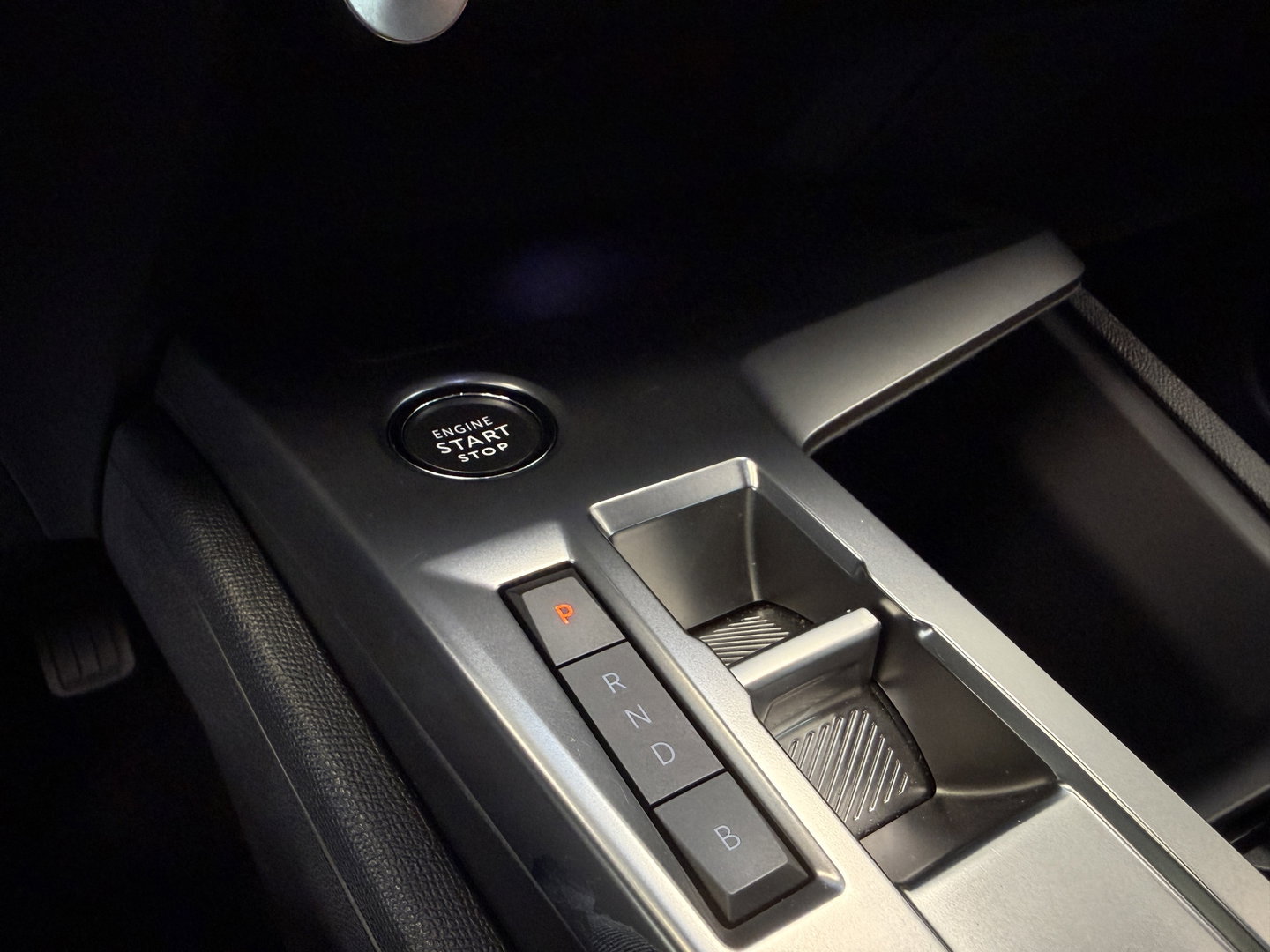 Peugeot 308 SW 1.6 Plug-in Hybrid 180 Active Pack Business Carplay/Android Auto PDC 24 Maanden garantie* (Vraag naar de voorwaarden)