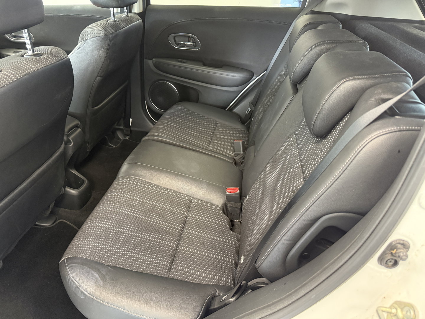 Honda HR-V 1.5 i-VTEC Executive Panoramadak Full-led Navigatie