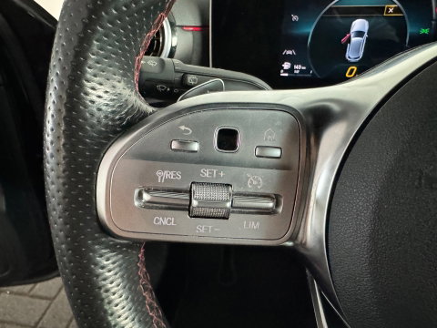 Mercedes-Benz A-Klasse 200 AMG Camera|CarPlay|Stoelverwarming