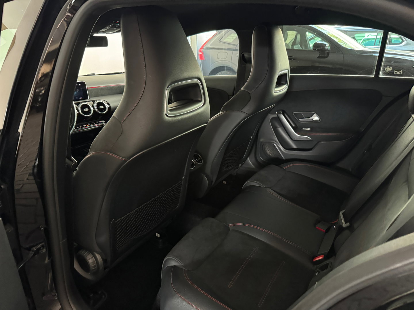 Mercedes-Benz A-Klasse 200 AMG Camera|CarPlay|Stoelverwarming