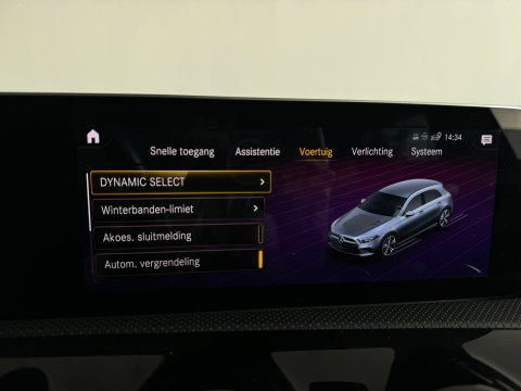 Mercedes-Benz A-Klasse 200 AMG Camera|CarPlay|Stoelverwarming