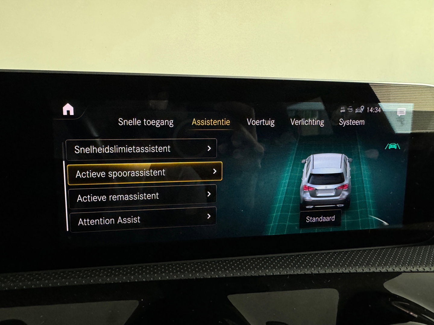 Mercedes-Benz A-Klasse 200 AMG Camera|CarPlay|Stoelverwarming