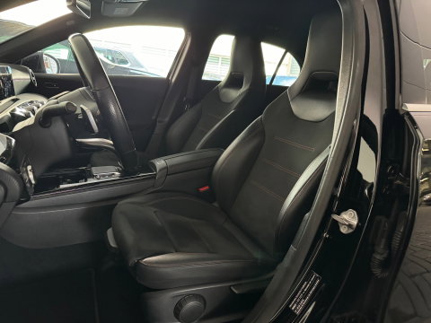 Mercedes-Benz A-Klasse 200 AMG Camera|CarPlay|Stoelverwarming