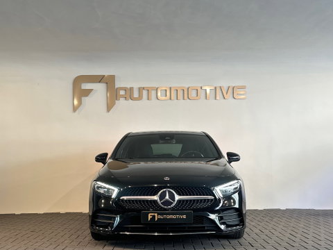 Mercedes-Benz A-Klasse 200 AMG Camera|CarPlay|Stoelverwarming