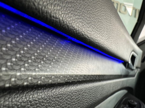 Volkswagen Golf 1.5 eTSI R Line Pano|Sfeer|Dodehoek|Camera