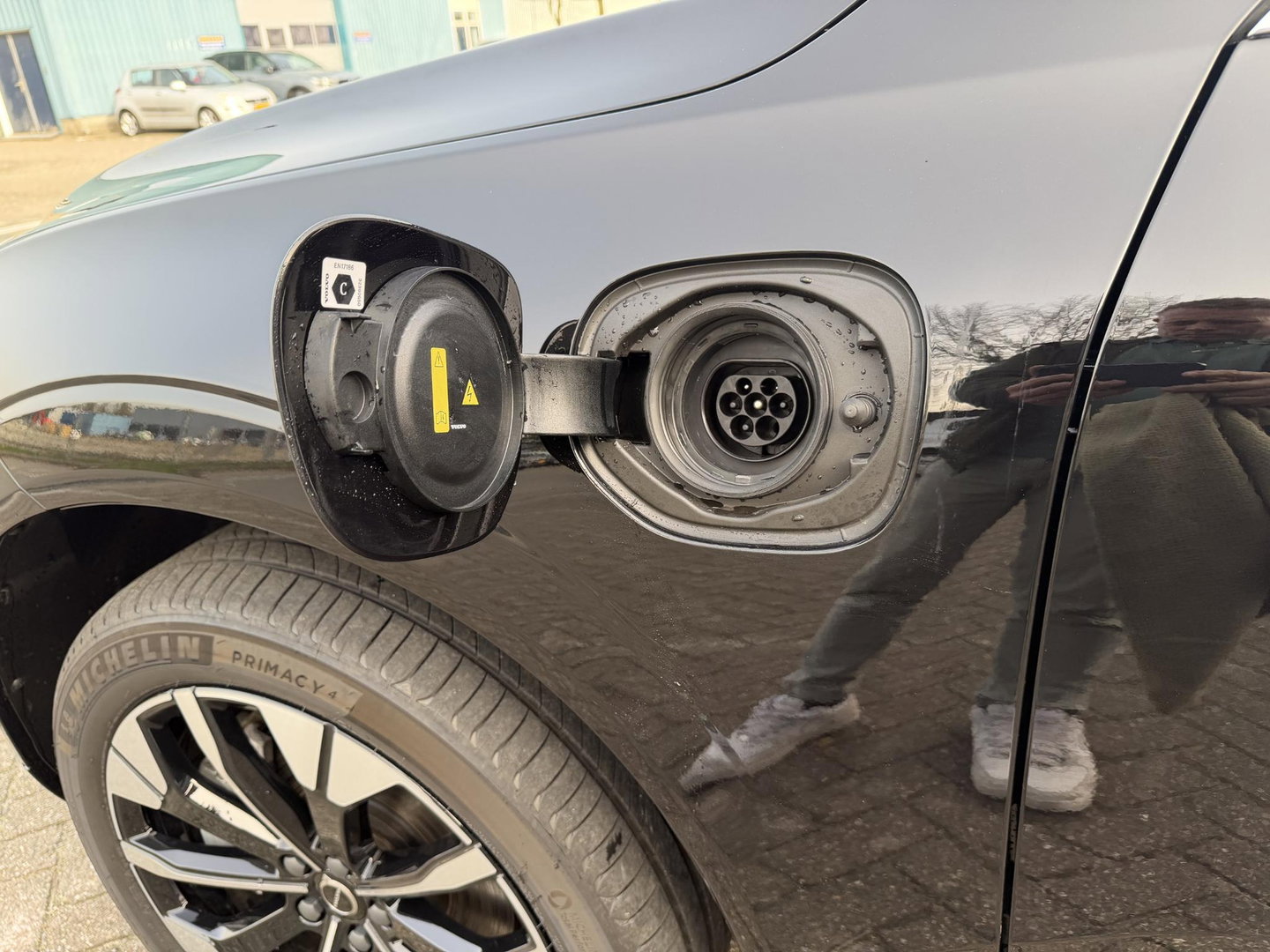 Volvo XC60 2.0 T6 Plug-in hybrid AWD Ultra Bright Facelift model l Luchtvering l Trekhaak l 360