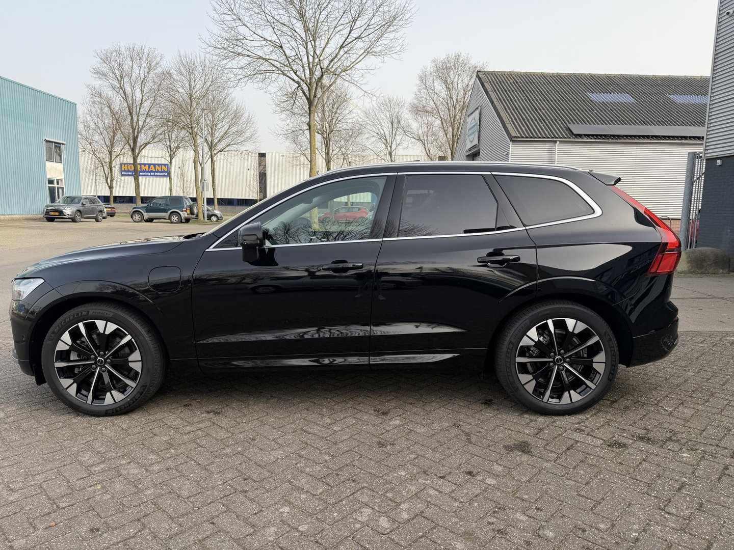 Volvo XC60 2.0 T6 Plug-in hybrid AWD Ultra Bright Facelift model l Luchtvering l Trekhaak l 360