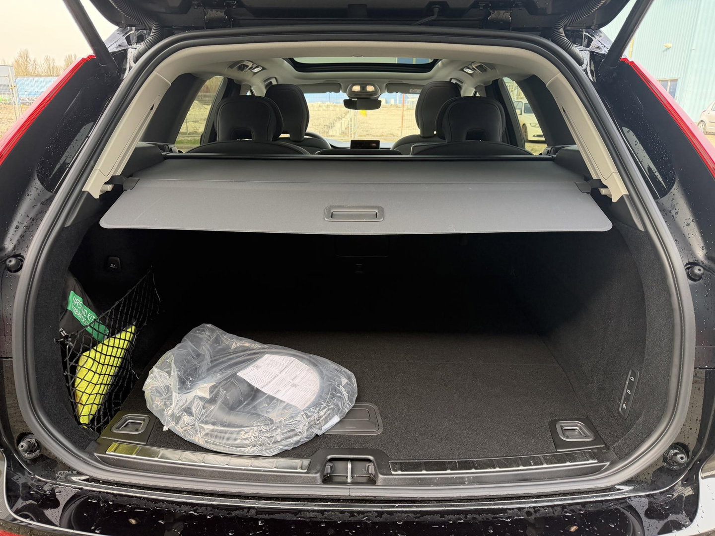 Volvo XC60 2.0 T6 Plug-in hybrid AWD Ultra Bright Facelift model l Luchtvering l Trekhaak l 360