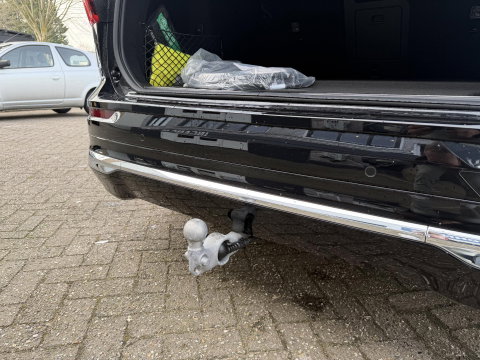 Volvo XC60 2.0 T6 Plug-in hybrid AWD Ultra Bright Facelift model l Luchtvering l Trekhaak l 360