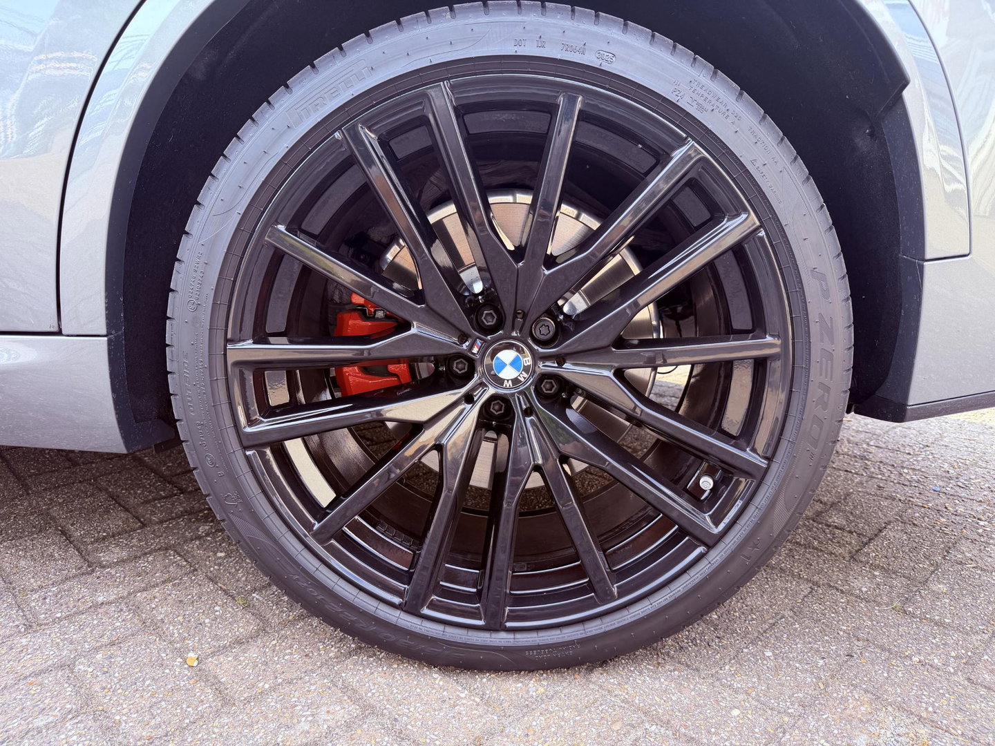 BMW X5 xDrive50e M-sport l Pano l HUD l 22INCH l Trekhaak