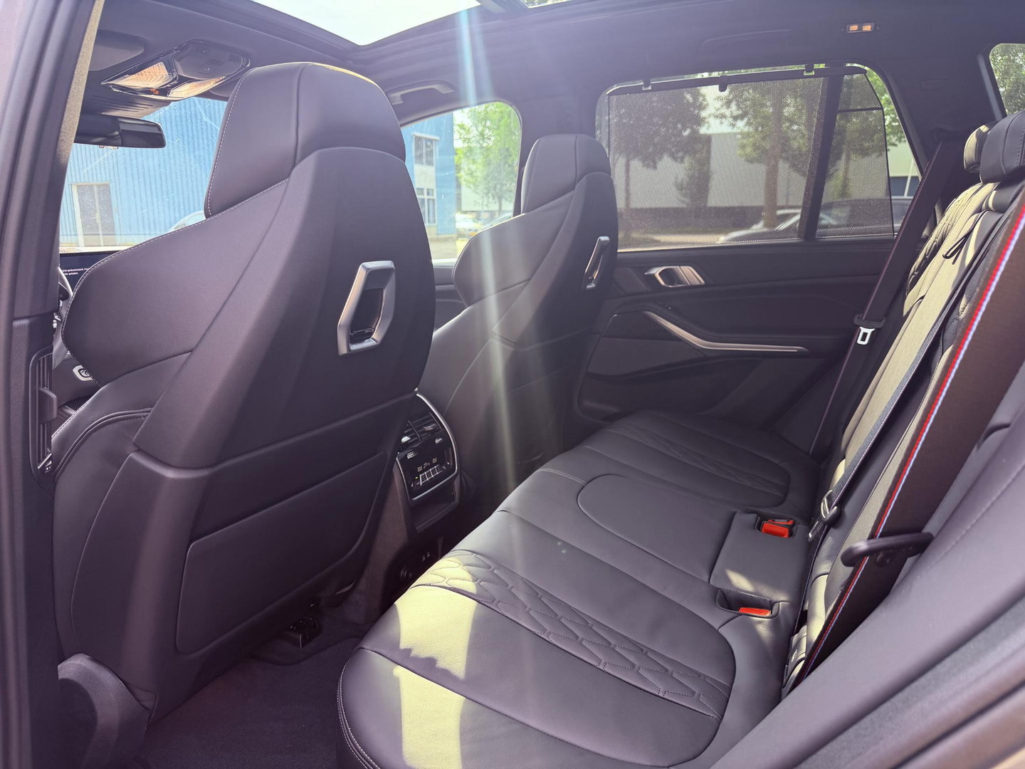 BMW X5 xDrive50e M-sport l Pano l HUD l 22INCH l Trekhaak