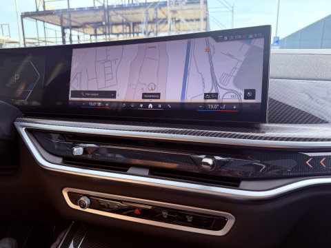 BMW X5 xDrive50e M-sport l Pano l HUD l 22INCH l Trekhaak
