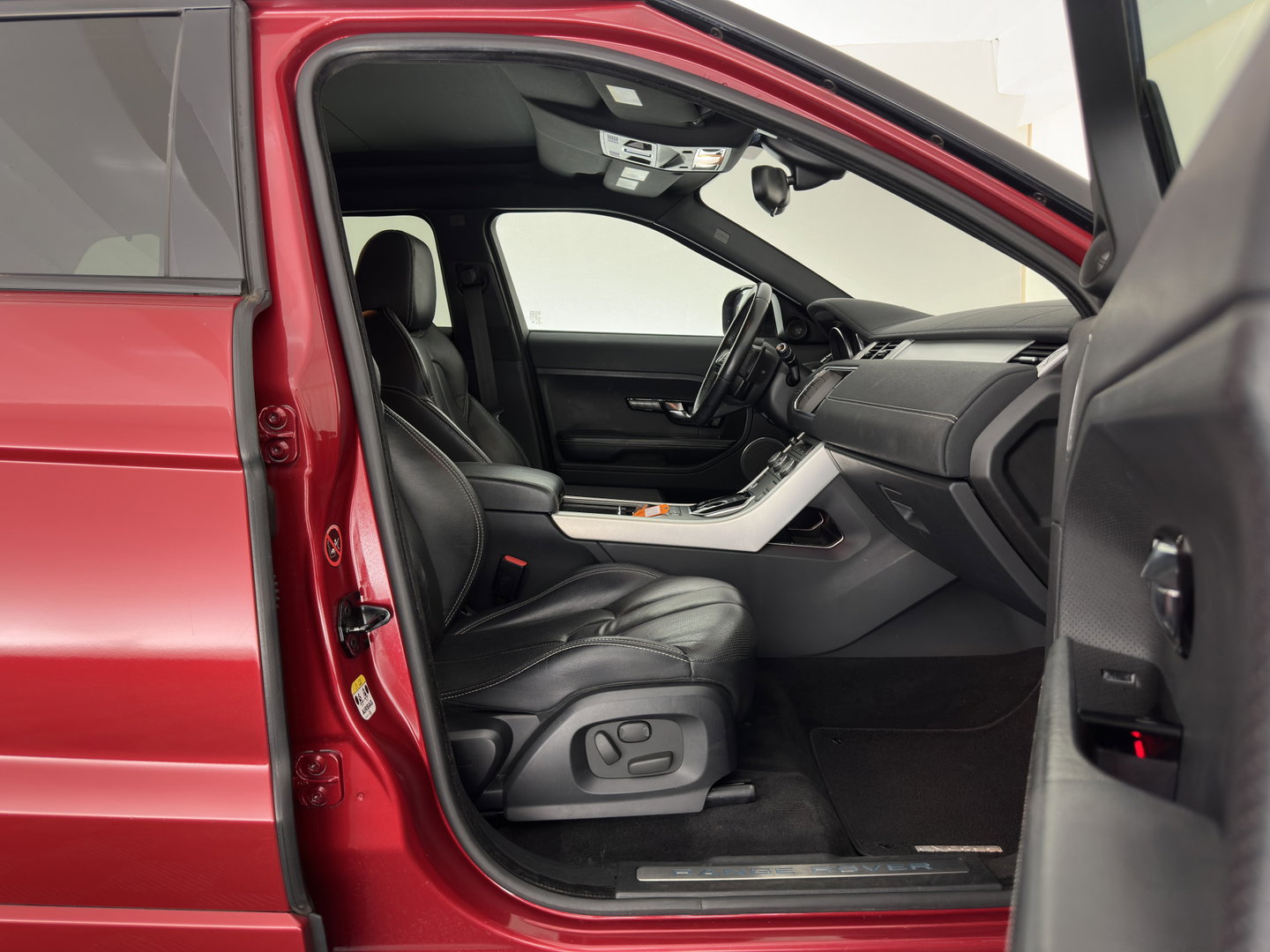 Land Rover Range Rover Evoque 2.2 TD4 4WD Prestige Aut. *PANO | LEATHER | XENON | MEMORY-PACK | NAVI-FULLMAP | MERIDIAN-AUDIO | CAMERA | HEATED-SPORTSEATS | PRIVACY-GLASS | ECC | PDC | CRUISE | 20''ALU*