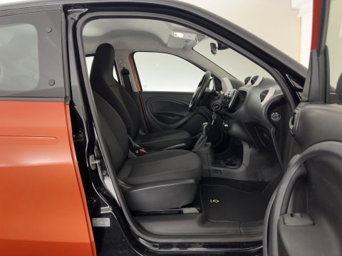 Smart Forfour 1.0 Essential Edition *AIRCO | CRUISE | COMFORT-SEATS*