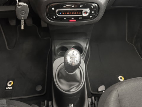 Smart Forfour 1.0 Essential Edition *AIRCO | CRUISE | COMFORT-SEATS*