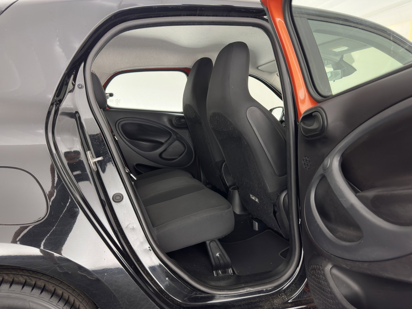 Smart Forfour 1.0 Essential Edition *AIRCO | CRUISE | COMFORT-SEATS*