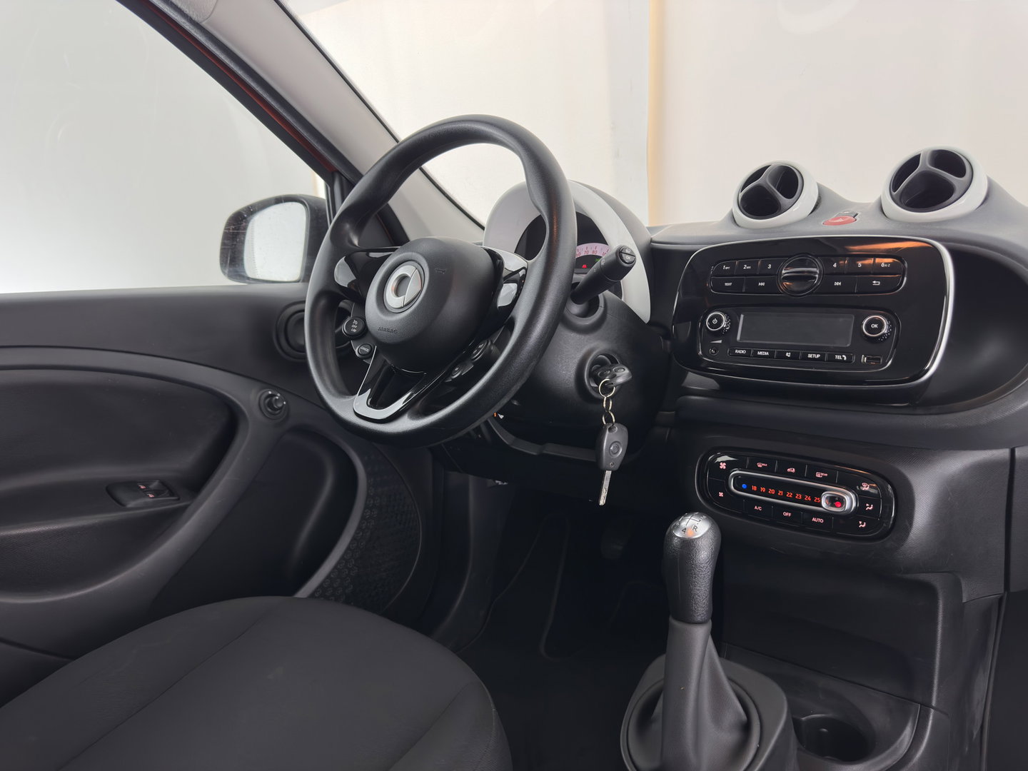 Smart Forfour 1.0 Essential Edition *AIRCO | CRUISE | COMFORT-SEATS*