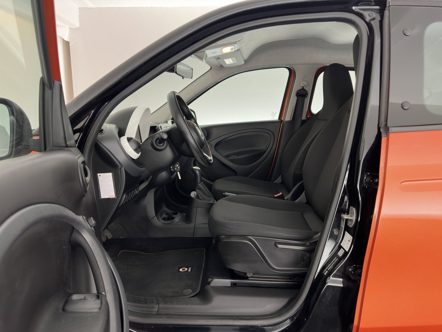 Smart Forfour 1.0 Essential Edition *AIRCO | CRUISE | COMFORT-SEATS*