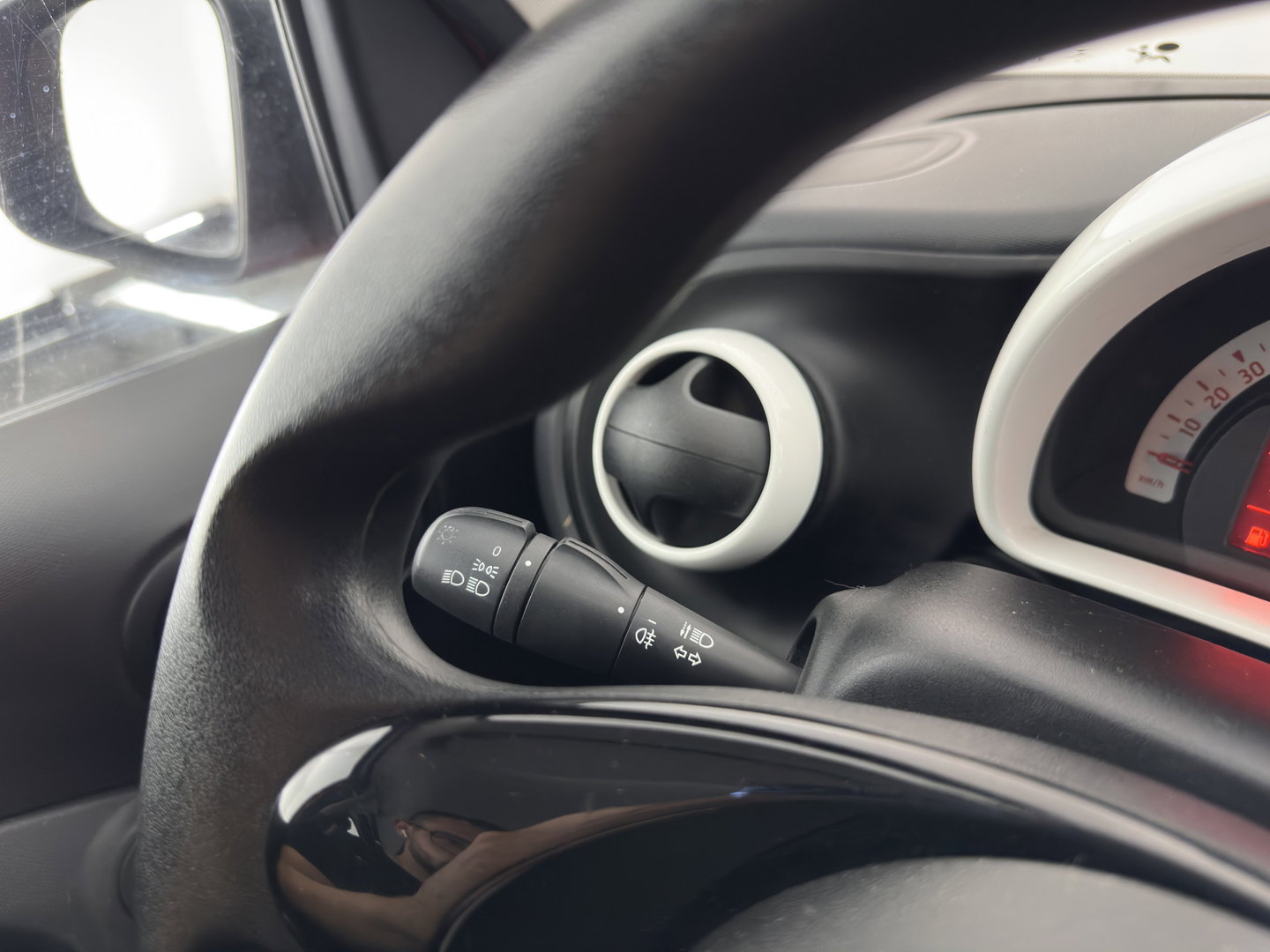 Smart Forfour 1.0 Essential Edition *AIRCO | CRUISE | COMFORT-SEATS*