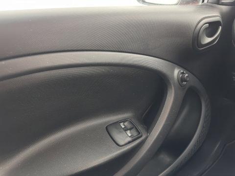 Smart Forfour 1.0 Essential Edition *AIRCO | CRUISE | COMFORT-SEATS*