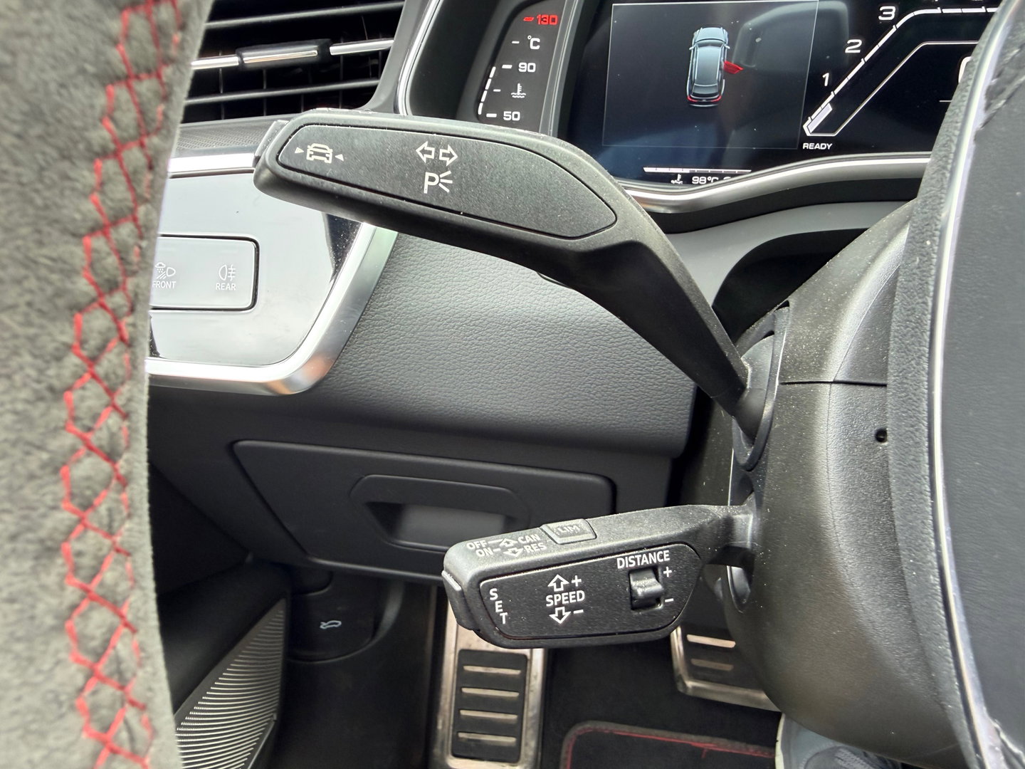 Audi A6 Avant RS 6 TFSI quattro Dynamic Plus|Keramisch|Carplay|Pano|B&O|4WB